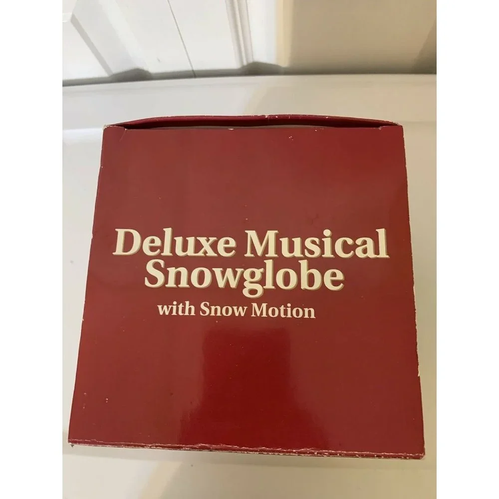 The Cherished Home collection Santa List Deluxe Musical Snowglobe‎ w/Snow Motion